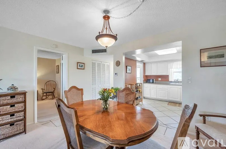 4725 Cove Cir 1 Condo for Rent - Photo gallery 5