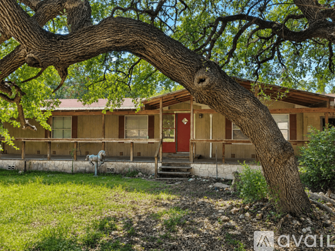 735 Horseshoe Track 4 Beds Single Family Home for Rent - Photo gallery 1