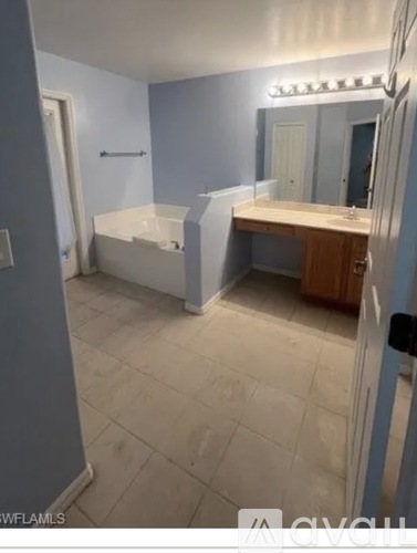 2901 Northwest 18th Place 3 Beds Single Family Home for Rent - Photo gallery 5