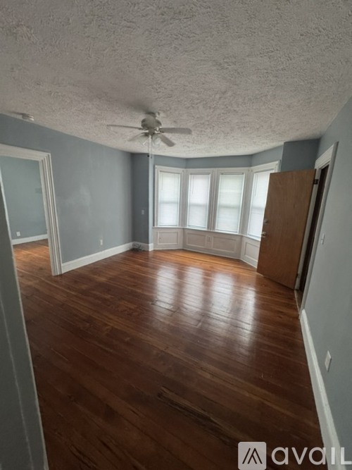 212 Globe Street 2 Beds Apartment for Rent - Photo gallery 5
