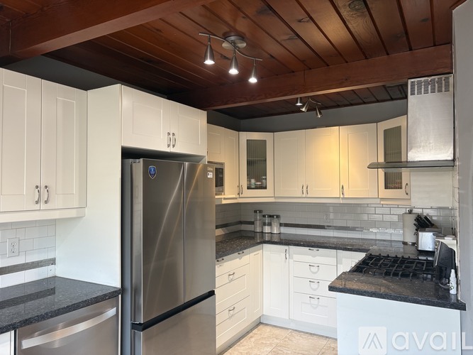 14595 Jerilyn Drive 3 Beds Single Family Home for Rent - Photo gallery 3