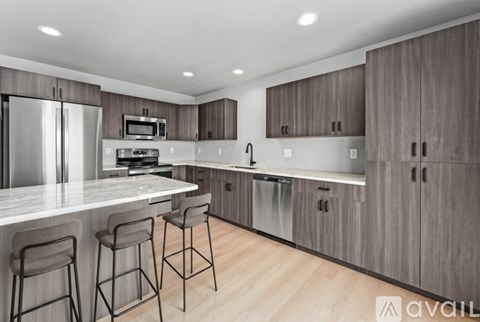 1407 Thatcher St 3 Beds Apartment for Rent