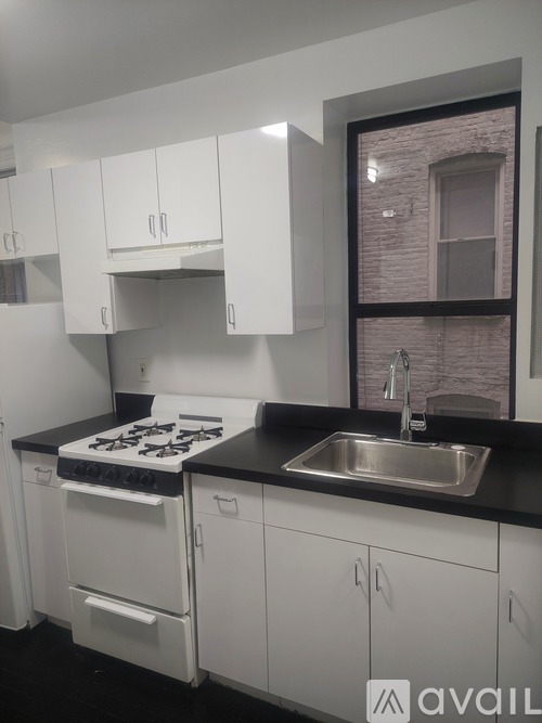 Upper Westside Studio Apartment for Rent - Photo gallery 2