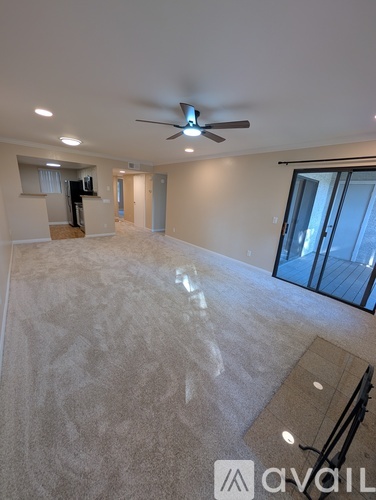 14942 Avenida Venusto 2 Beds Apartment for Rent - Photo gallery 3