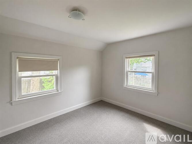 35 College Ave 1 Apartment for Rent - Photo gallery 5