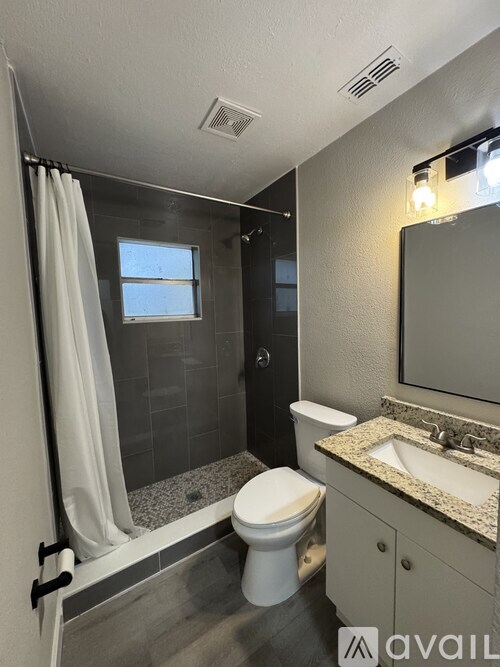 555 Cadillac Boulevard 3 Beds Single Family Home for Rent - Photo gallery 4