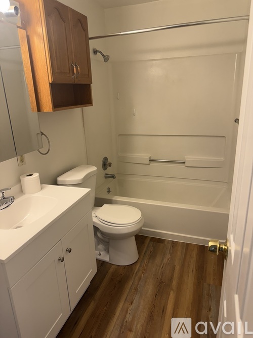 186 Valley View Drive 3 Beds Single Family Home for Rent - Photo gallery 1