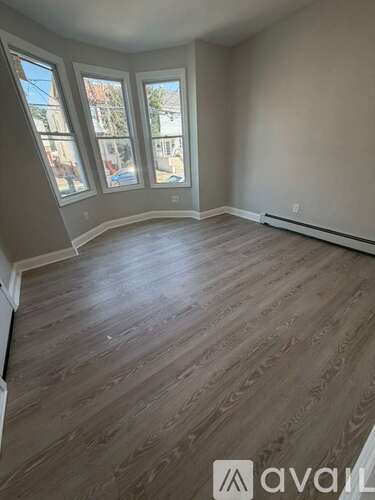 591 S 19th St 3 Beds Apartment for Rent - Photo gallery 3