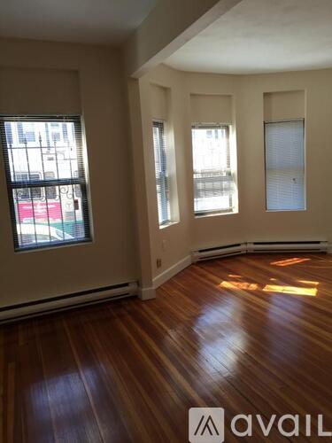 891 Huntington Ave 3 Beds Apartment for Rent - Photo gallery 5