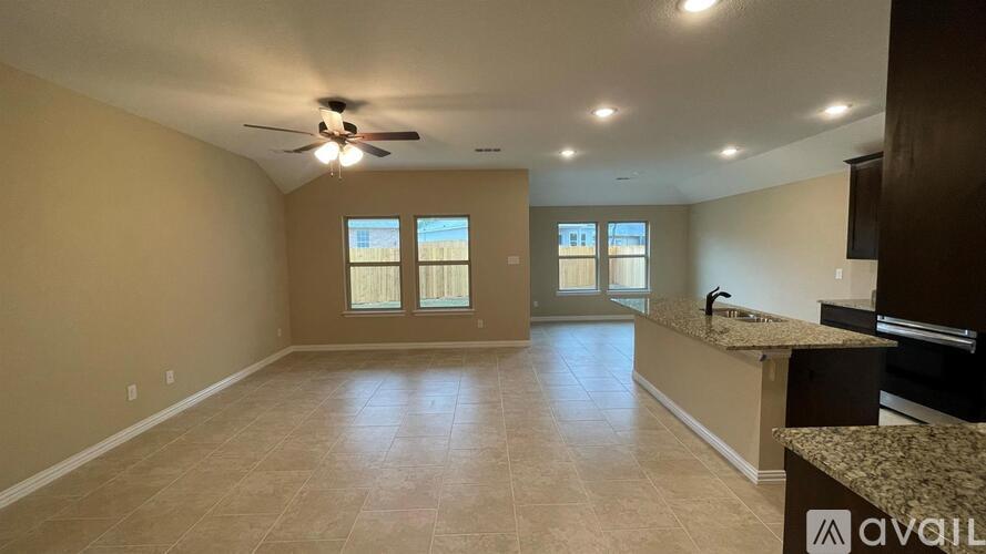 112 Canales Cir 3 Beds Single Family Home for Rent - Photo gallery 5