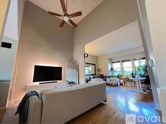 105 Dayton Row 2 Beds Townhouse for Rent - Photo gallery 2