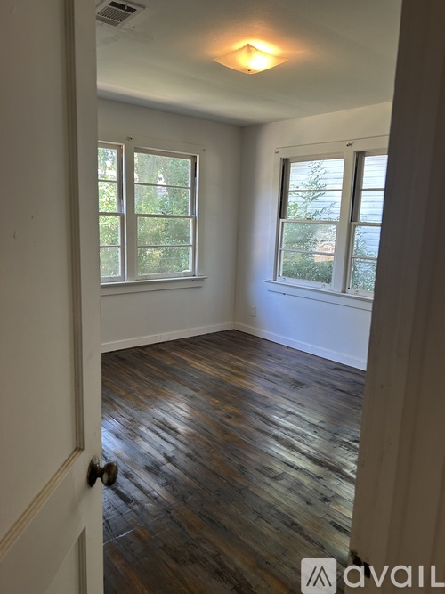 1722 Terrace Dr 4 Beds Single Family Home for Rent - Photo gallery 5