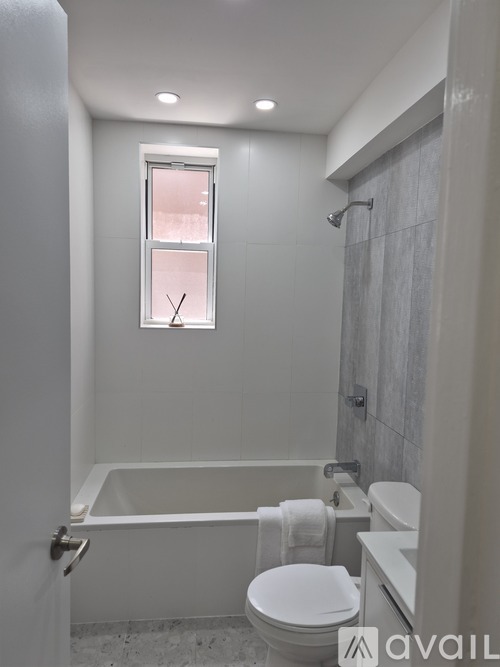 Midtown East Near 46th St 1 Apartment for Rent - Photo gallery 4