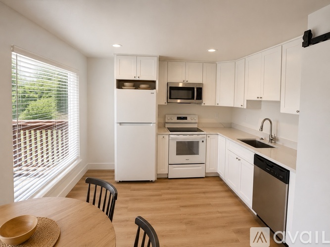8711 S 114th St 2 Beds Apartment for Rent - Photo gallery 3