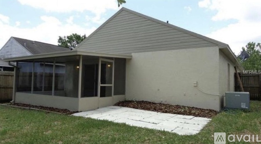 12723 Parkbury Drive 3 Beds Single Family Home for Rent - Photo gallery 2