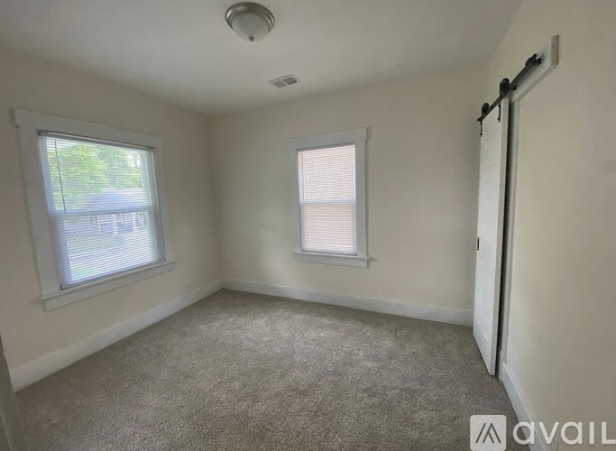 2220 Beeler Street 2 Beds Single Family Home for Rent - Photo gallery 4