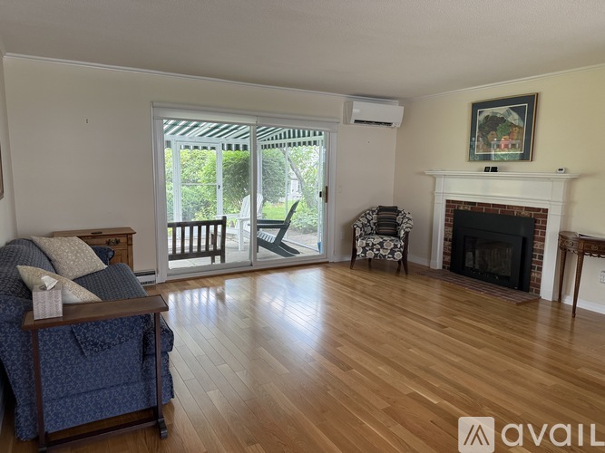 56 Hilltop Place 3 Beds Condo for Rent - Photo gallery 3