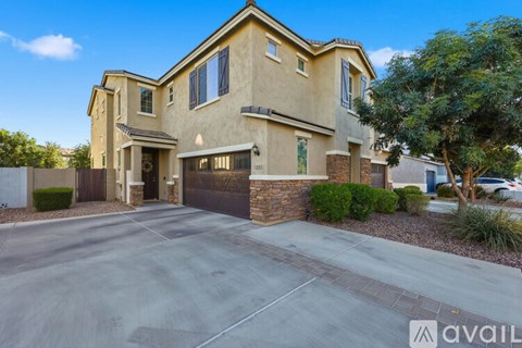 905 South Canal Drive Unit 13 3 Beds Apartment for Rent