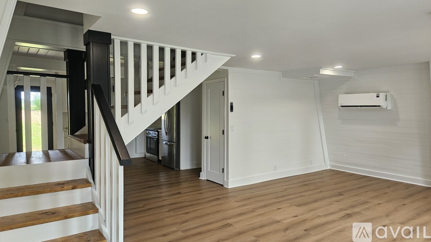 10131 College Hill Road 3 Beds Single Family Home for Rent - Photo gallery 4