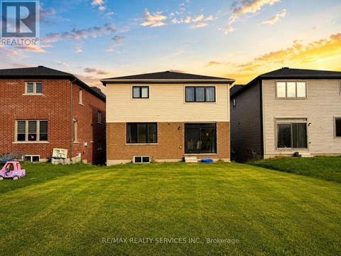 1029 TRAILSVIEW AVENUE 4 Beds Apartment for Rent