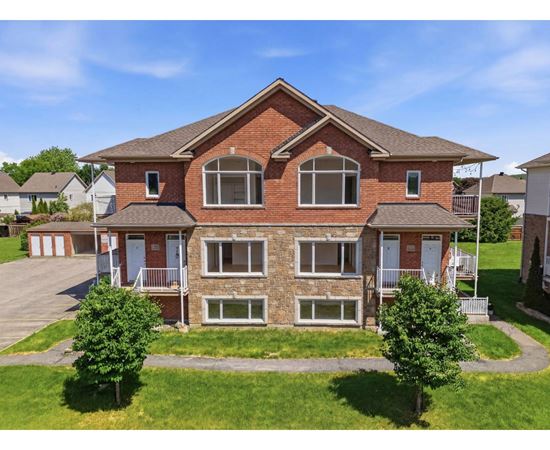 330 Boul. du Plateau, #2 2 Beds Apartment, Condo, Home for Rent - Photo gallery 1