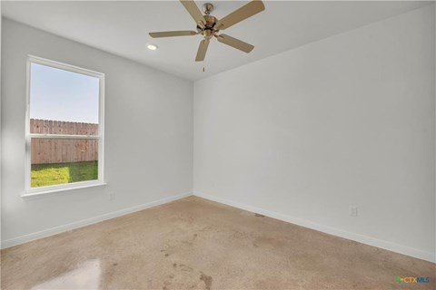 612 Pacific Crest Trail 3 Beds Apartment for Rent