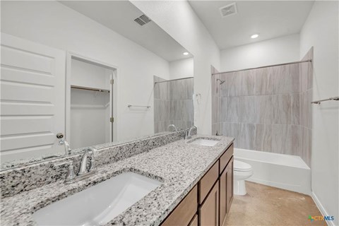 612 Pacific Crest Trail 3 Beds Apartment for Rent