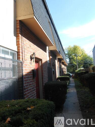 1360 Highland Street 1 Apartment for Rent - Photo gallery 5