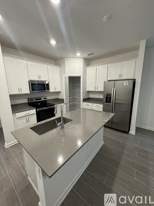 6440 Pine Fork Alley 4 Beds Single Family Home for Rent - Photo gallery 2