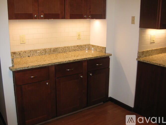 1446 Oakbrook East Drive 3 Beds Condo for Rent - Photo gallery 4
