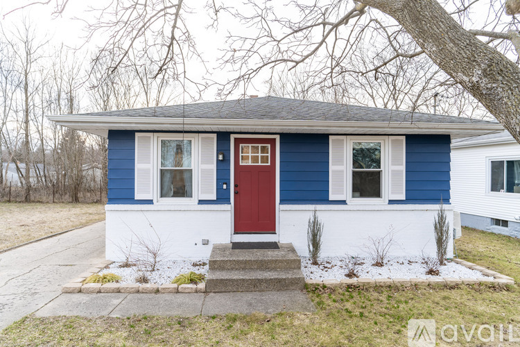 1649 Hanchett Ave NW 3 Beds Single Family Home for Rent - Photo gallery 1