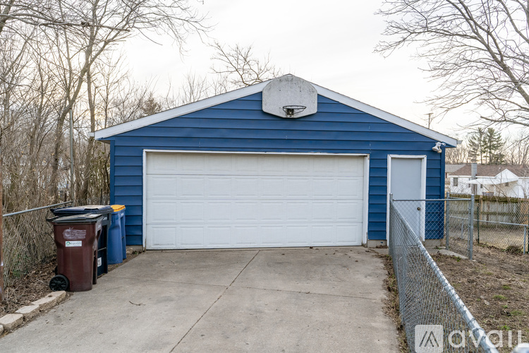 1649 Hanchett Ave NW 3 Beds Single Family Home for Rent - Photo gallery 2