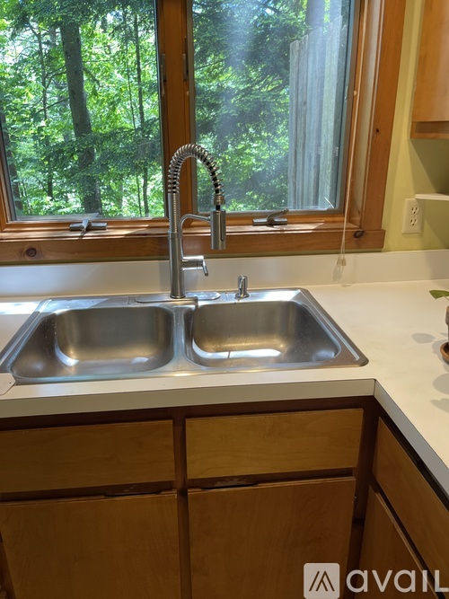 Edgewood Ln 2 Beds Apartment for Rent - Photo gallery 3