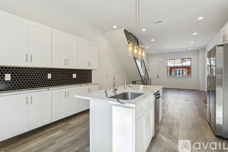 57 N Conestoga St 4 Beds Single Family Home for Rent - Photo gallery 2