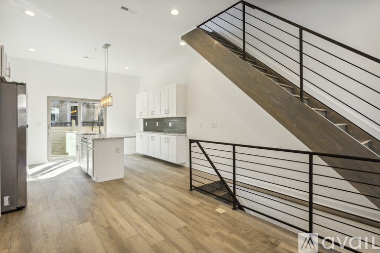 57 N Conestoga St 4 Beds Single Family Home for Rent - Photo gallery 4
