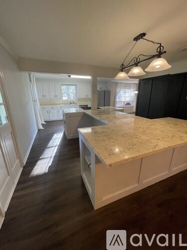 5427 Bennington Avenue 5 Beds Single Family Home for Rent - Photo gallery 1