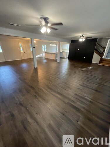 5427 Bennington Avenue 5 Beds Single Family Home for Rent - Photo gallery 3