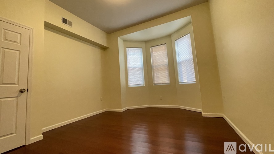 939 S St Bernard St 1 Apartment for Rent - Photo gallery 4