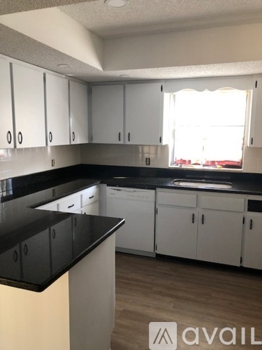 8093 Omaha Circle 2 Beds Single Family Home for Rent - Photo gallery 5