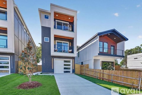 2404 Dyson Street 3 Beds Apartment for Rent