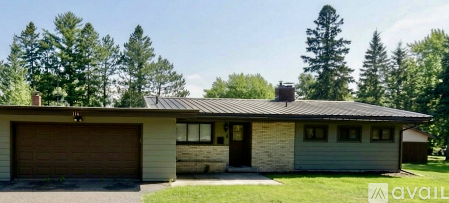 114 West Buffalo Street 4 Beds Single Family Home for Rent - Photo gallery 1