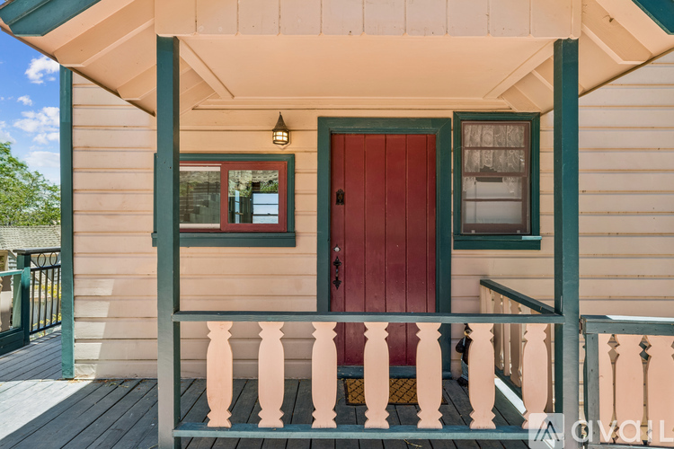 28810 Cedar Dr 3 Beds Single Family Home for Rent - Photo gallery 3