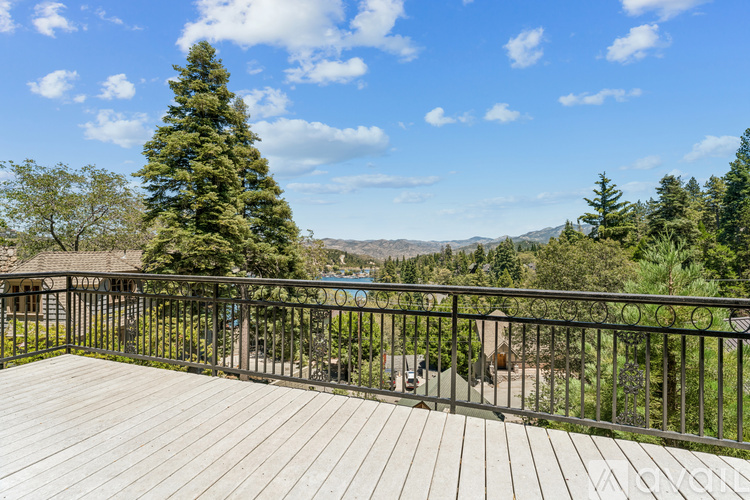 28810 Cedar Dr 3 Beds Single Family Home for Rent - Photo gallery 4