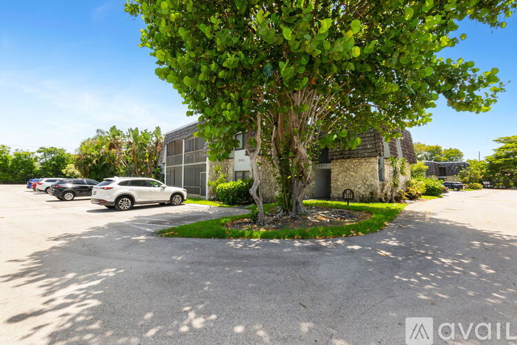 3111 Oakland Shores Dr 1 Apartment for Rent - Photo gallery 3