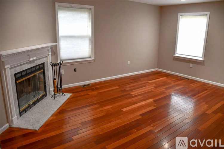 52 Cadogan Way 3 Beds Townhouse for Rent - Photo gallery 2