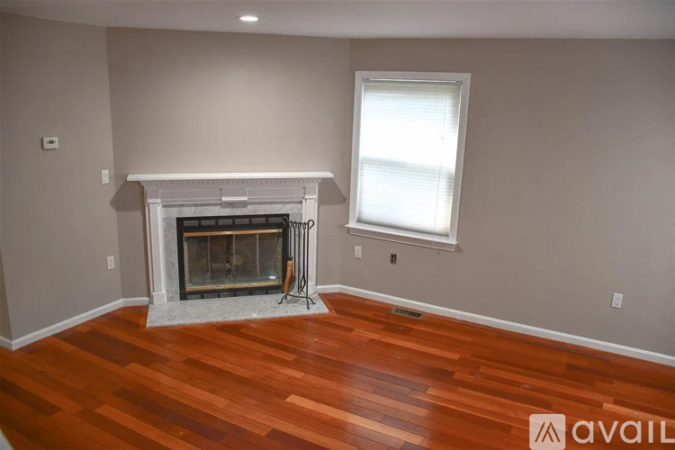 52 Cadogan Way 3 Beds Townhouse for Rent - Photo gallery 5