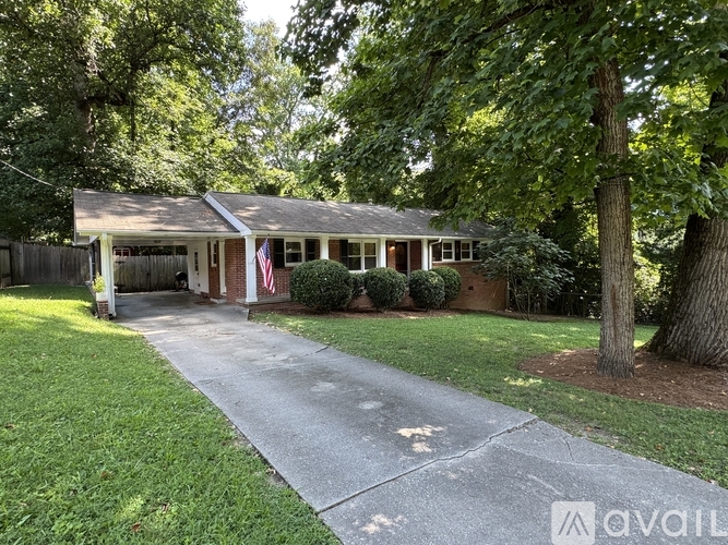 2571 Warwick Cir NE 3 Beds Single Family Home for Rent - Photo gallery 2