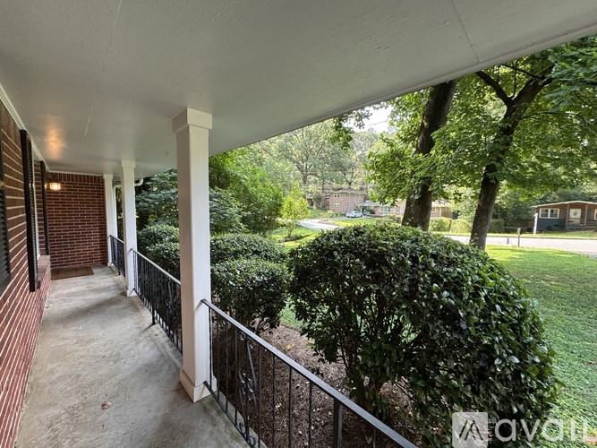 2571 Warwick Cir NE 3 Beds Single Family Home for Rent - Photo gallery 4