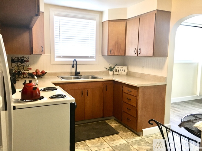2225 2nd Ave N 2 Beds Apartment for Rent - Photo gallery 4