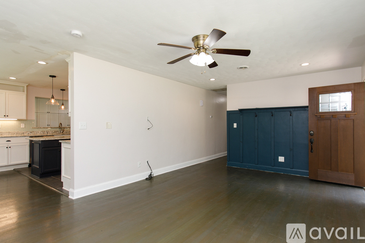 123 Vine Drive 4 Beds Single Family Home for Rent - Photo gallery 5